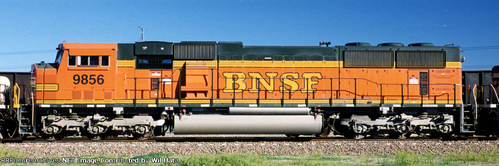 BNSF SD70MAC 9856